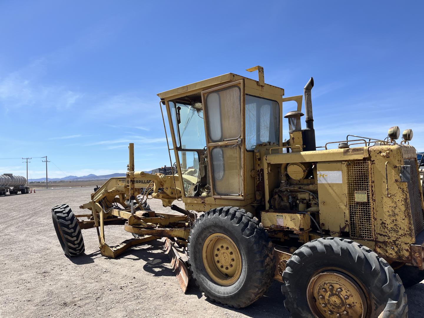 ./imagenes/INVOICE/2019/18025/MOTOCONFORMADORA CATERPILLAR 120G (7).JPG